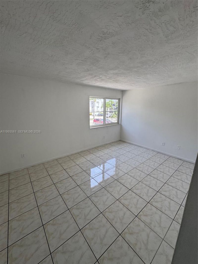 5505 NW 7th St , Unit W202, Miami, FL 33126 Photo
