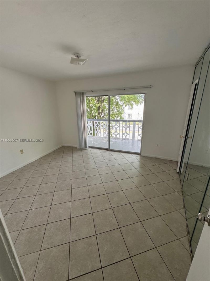11 SW 52nd Ave , Unit 1B, Miami, FL 33134 Photo