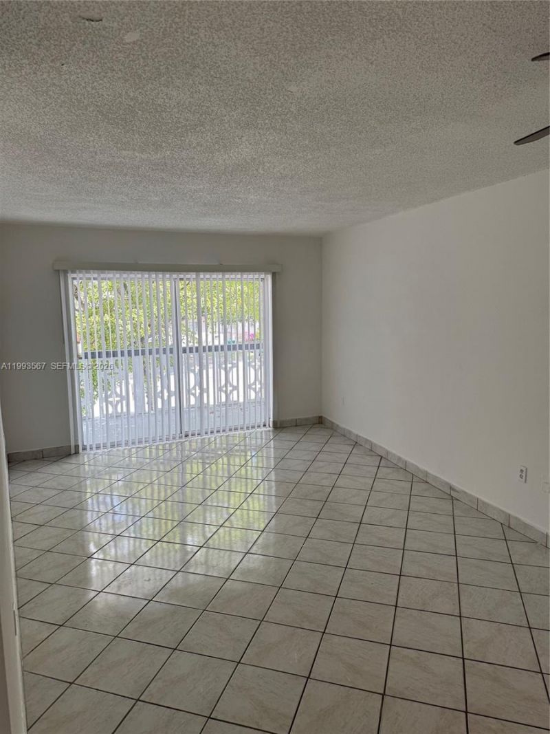 11 SW 52nd Ave , Unit 1B, Miami, FL 33134 Photo