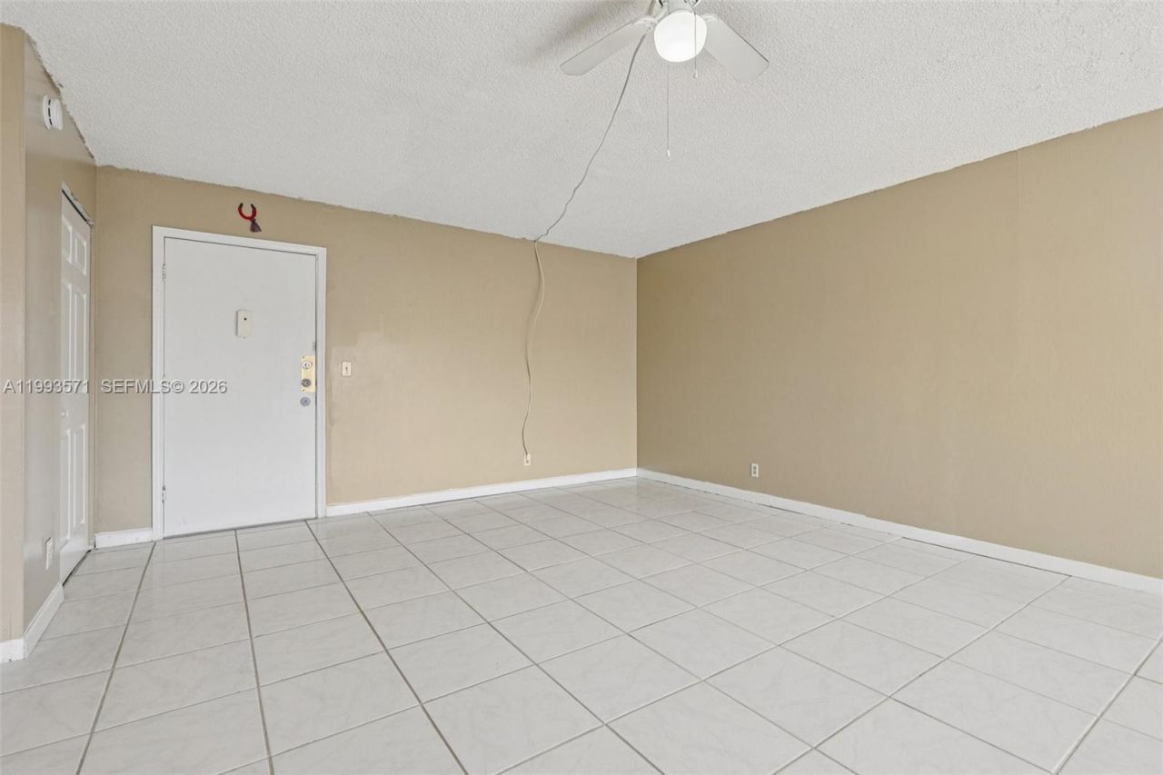 2301 NW 41st Ave, Unit 403, Lauderhill, FL 33313 Photo