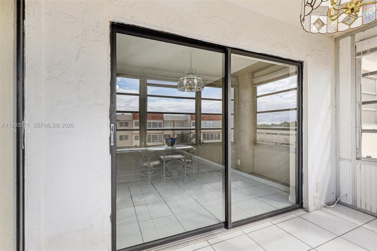 2301 NW 41st Ave, Unit 403, Lauderhill, FL 33313 Photo