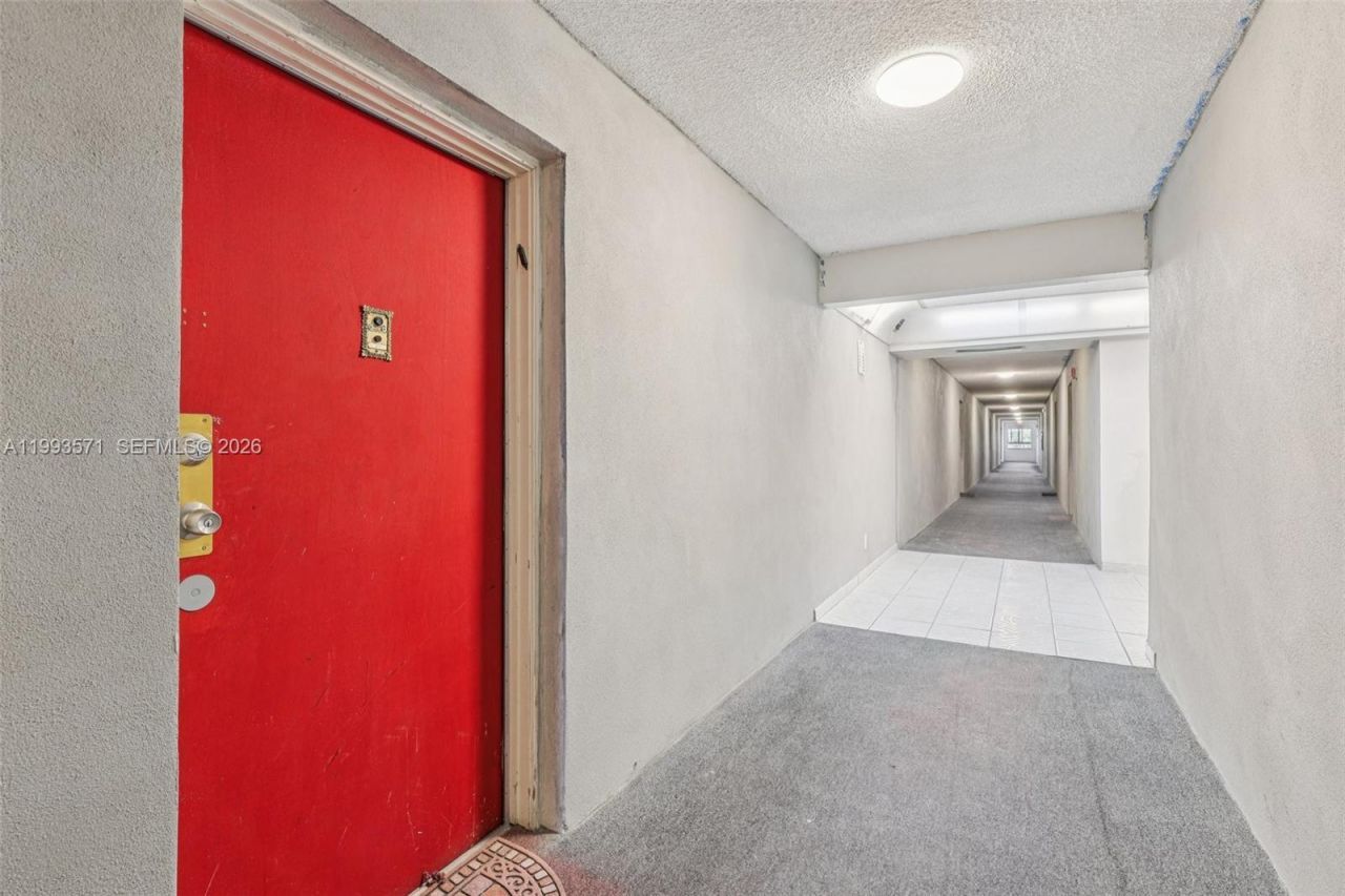 2301 NW 41st Ave, Unit 403, Lauderhill, FL 33313 Photo