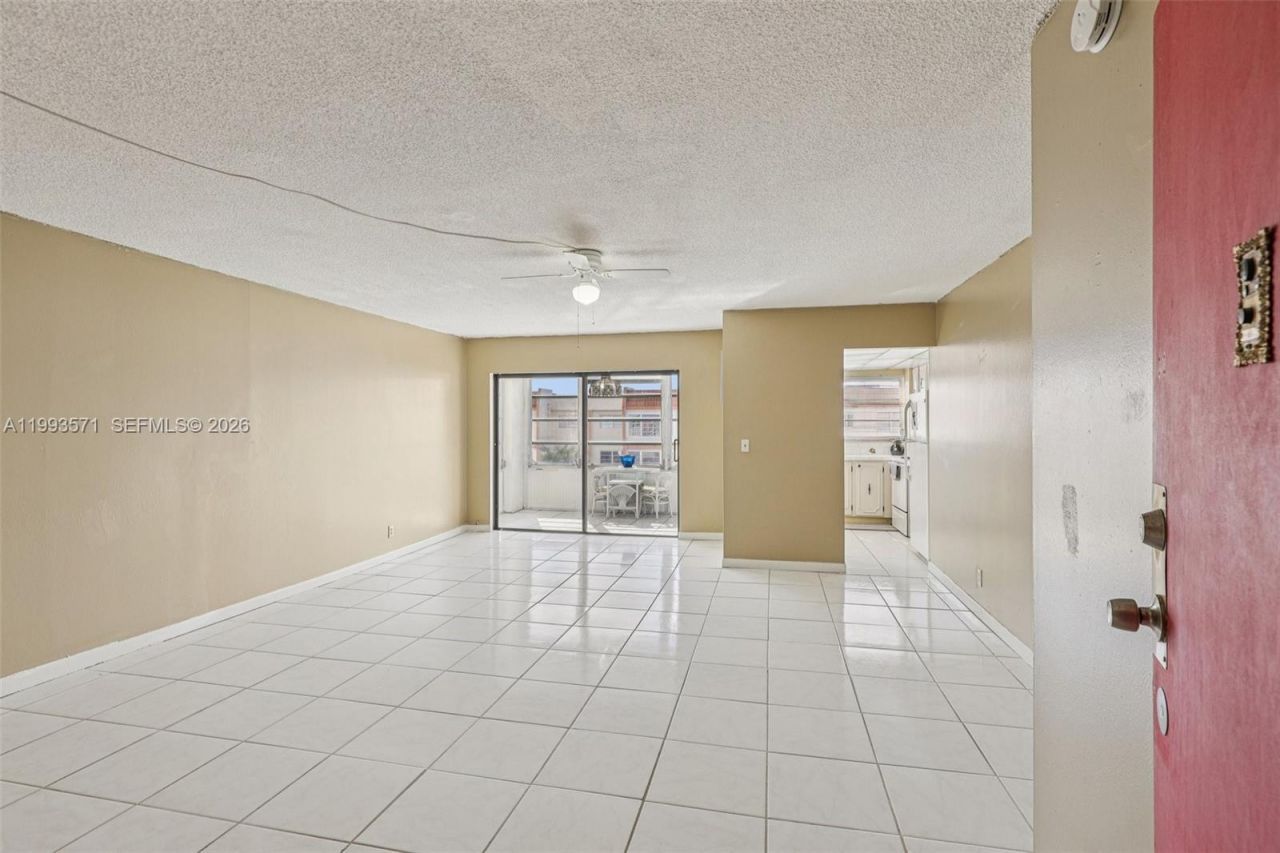 2301 NW 41st Ave, Unit 403, Lauderhill, FL 33313 Photo