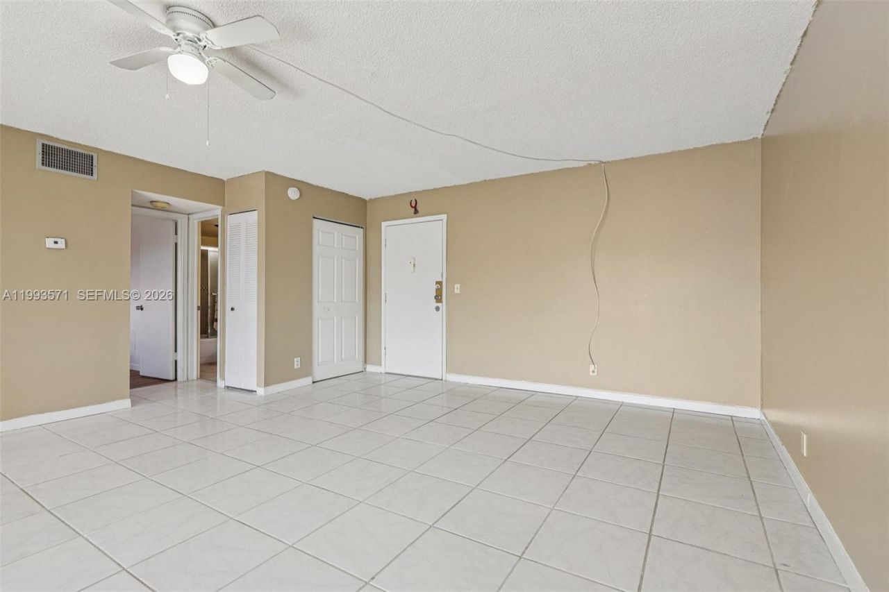 2301 NW 41st Ave, Unit 403, Lauderhill, FL 33313 Photo