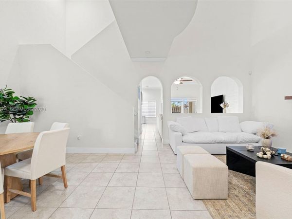 2338 SE 16th Ter, Homestead, FL 33035