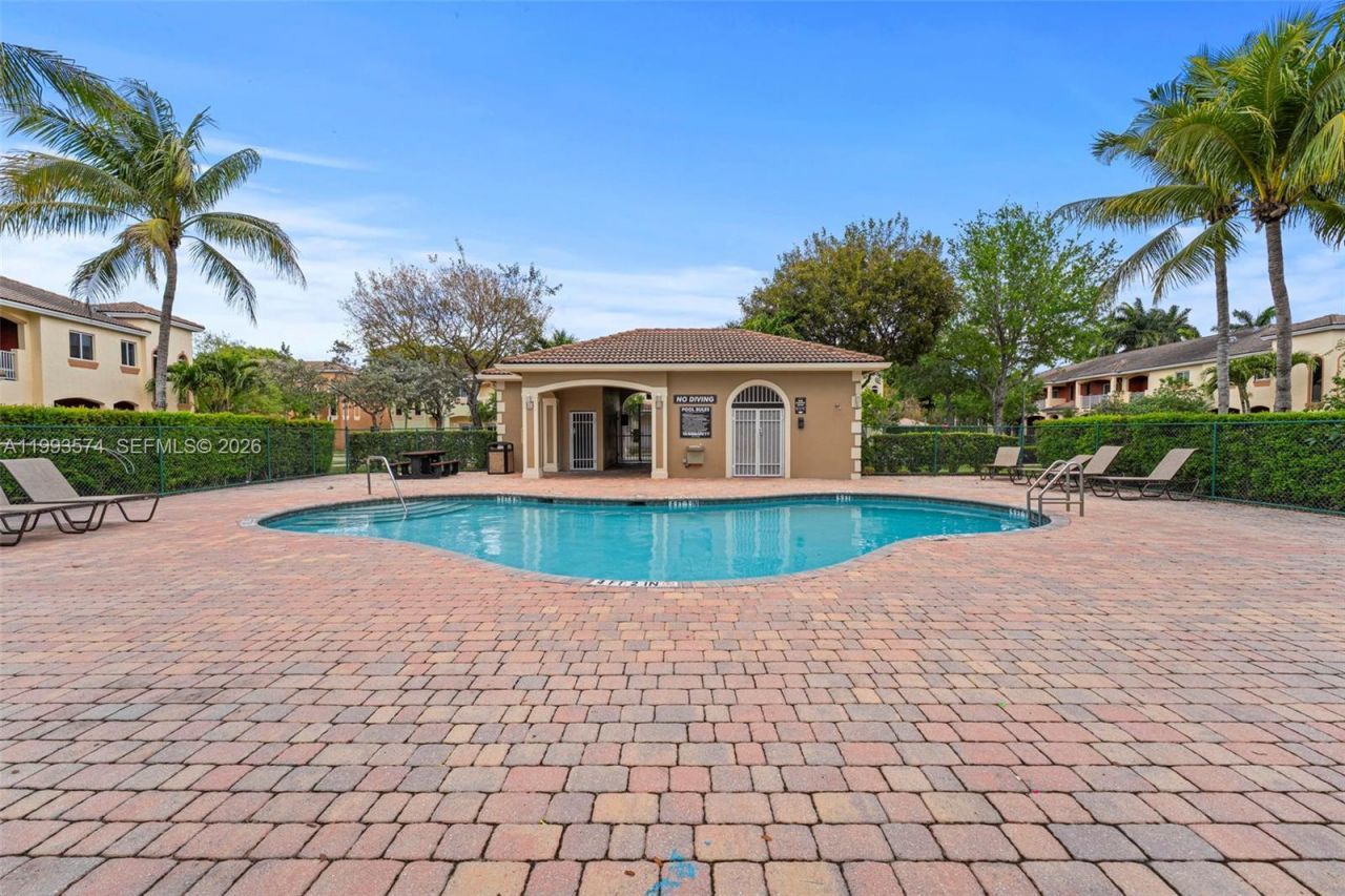 2338 SE 16th Ter, Homestead, FL 33035 Photo