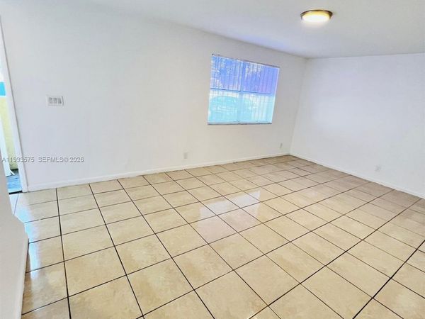 5721 Blueberry Ct, Unit 125, Lauderhill, FL 33313