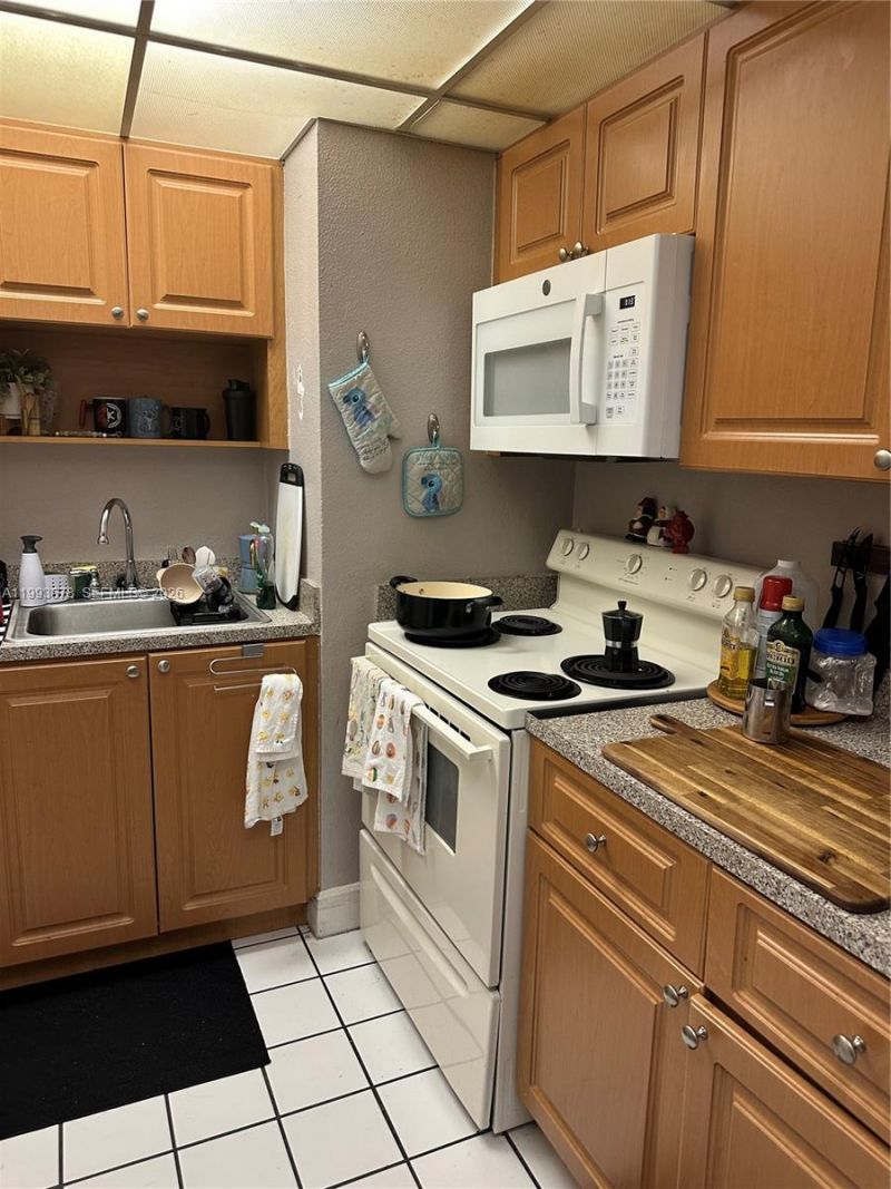 5400 SW 77th Ct , Unit 3K, Miami, FL 33155 Photo