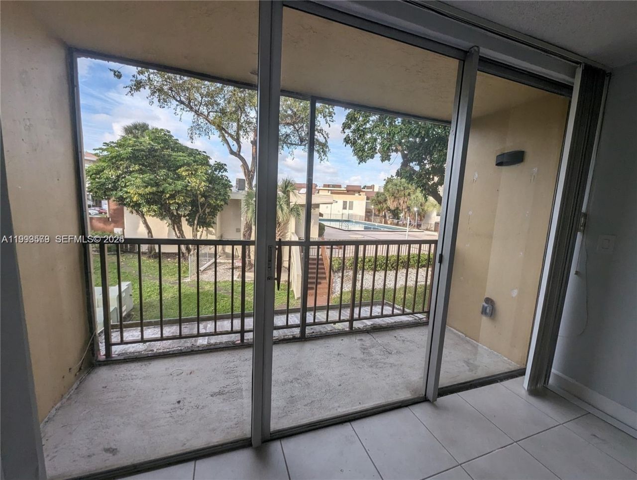 8810 Fontainebleau Blvd , Unit 201, Miami, FL 33172 Photo