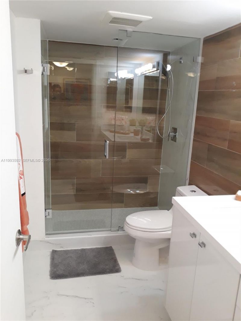 2555 Collins Ave, Unit 703, Miami Beach, FL 33140 Photo
