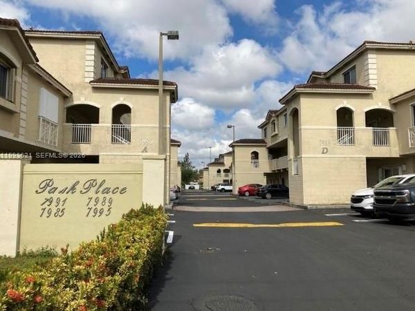 7985 NW 8th St , Unit 105A, Miami, FL 33126