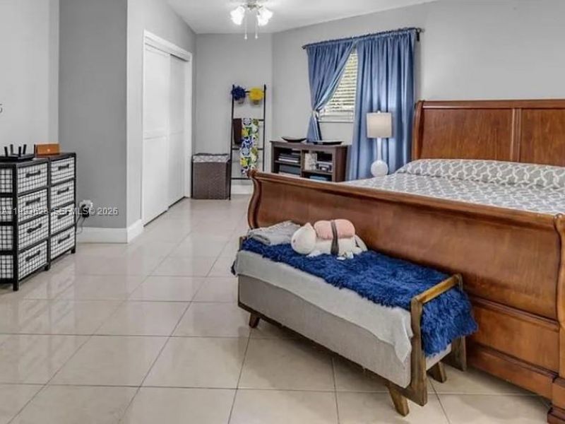 15240 SW 188th St , Miami, FL 33187 Photo