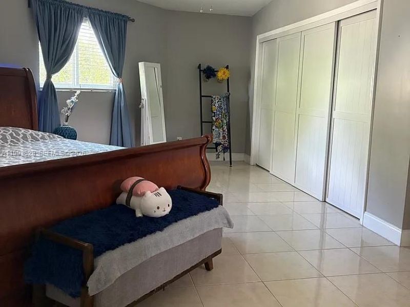 15240 SW 188th St , Miami, FL 33187 Photo