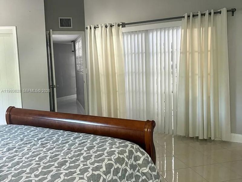 15240 SW 188th St , Miami, FL 33187 Photo