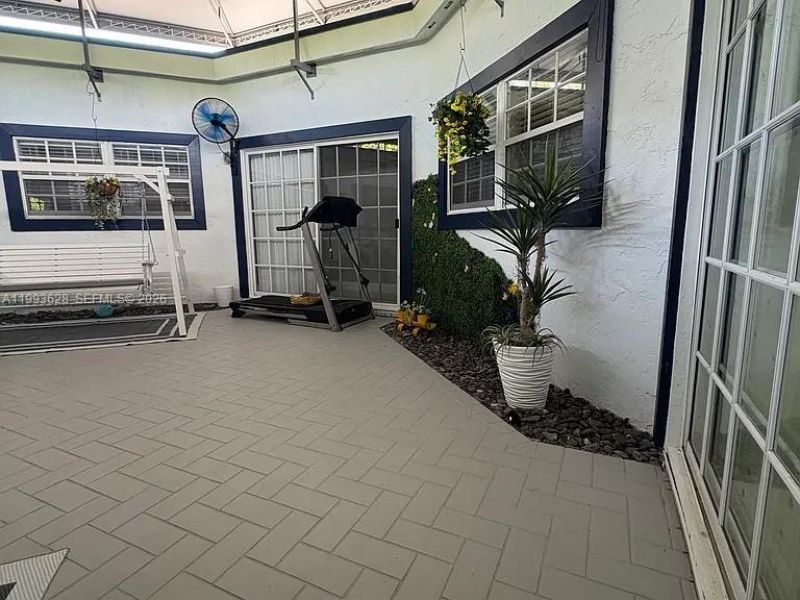 15240 SW 188th St , Miami, FL 33187 Photo