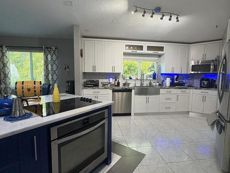 15240 SW 188th St , Miami, FL 33187 Photo