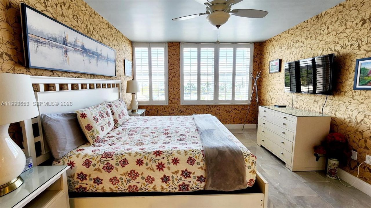 888 Intracoastal Dr , Unit 6E, Fort Lauderdale, FL 33304 Photo