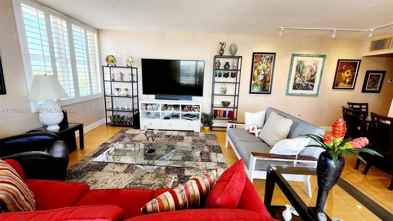 888 Intracoastal Dr , Unit 6E, Fort Lauderdale, FL 33304 Photo