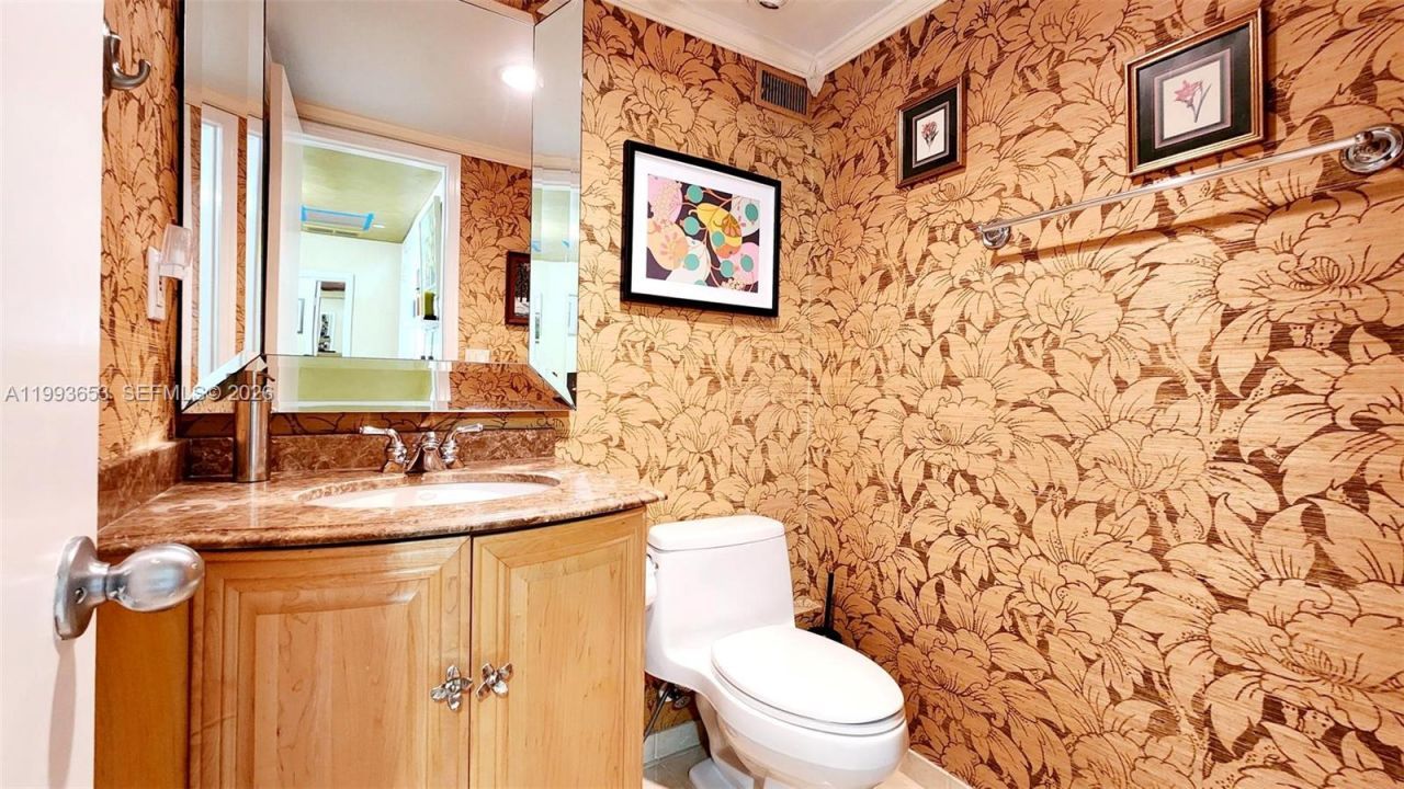 888 Intracoastal Dr , Unit 6E, Fort Lauderdale, FL 33304 Photo