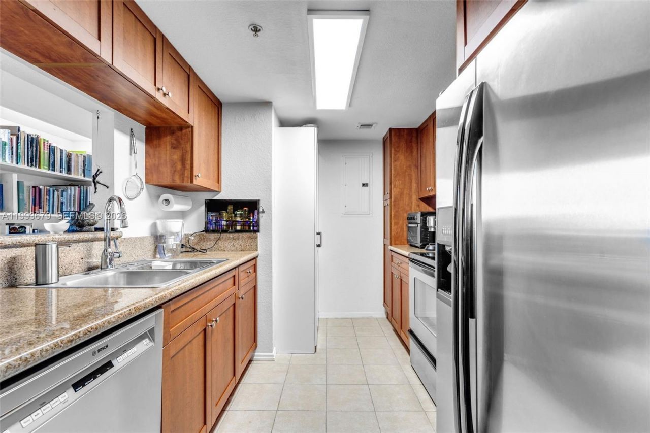 36 NW 6th Ave , Unit TS-8, Miami, FL 33128 Photo