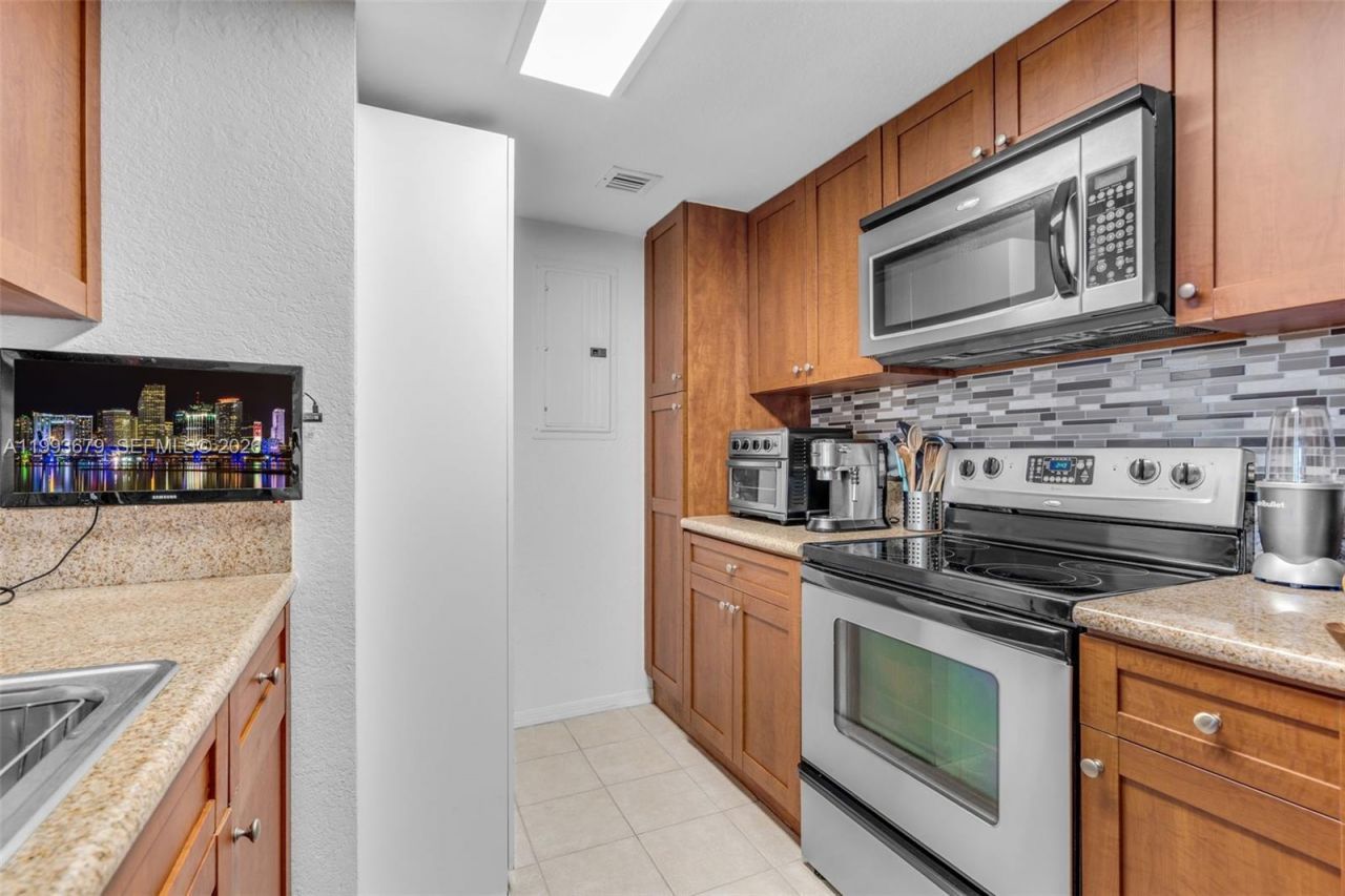 36 NW 6th Ave , Unit TS-8, Miami, FL 33128 Photo