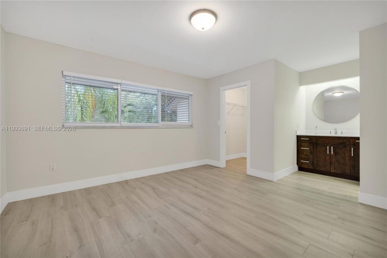 3056 Shipping Ave, Unit 2, Miami, FL 33133 Photo