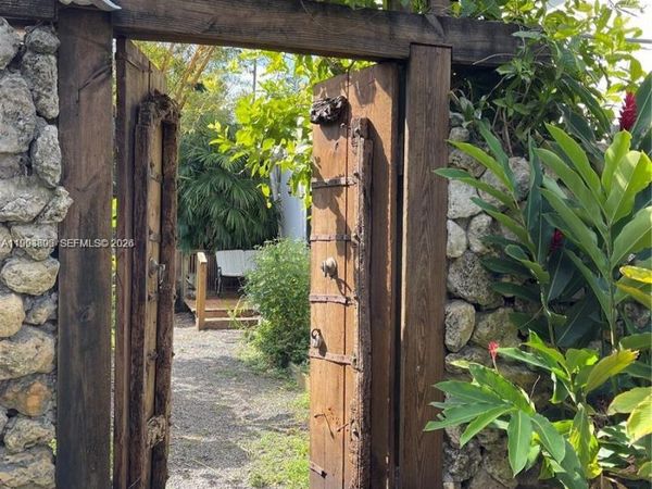 732 NE 87th St , Unit 3, Miami, FL 33138