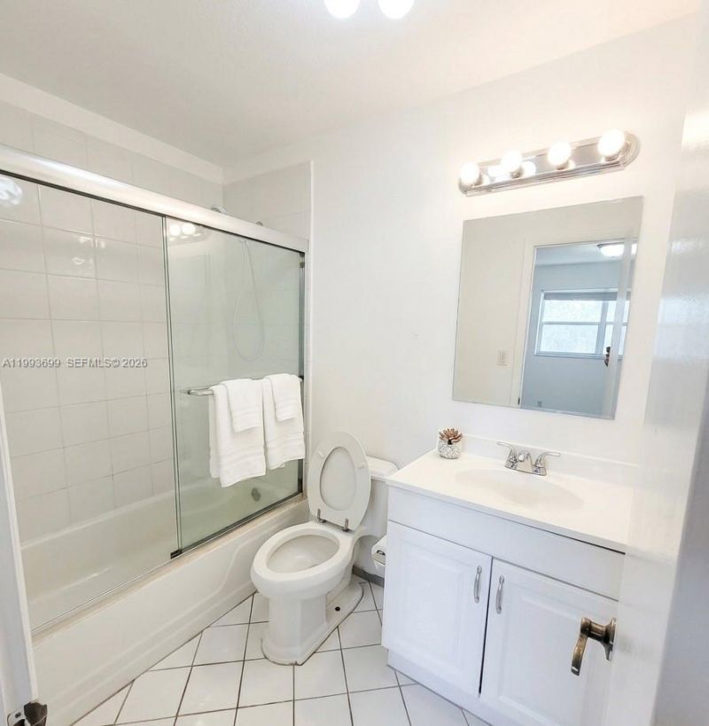 7900 S Colony Cir S, Unit 303, Tamarac, FL 33321 Photo