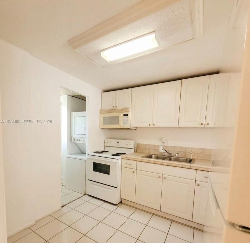 7900 S Colony Cir S, Unit 303, Tamarac, FL 33321 Photo