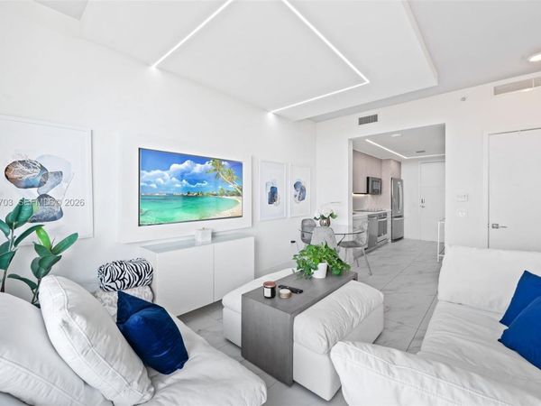 2000 Metropica Way, Unit 508, Sunrise, FL 33323
