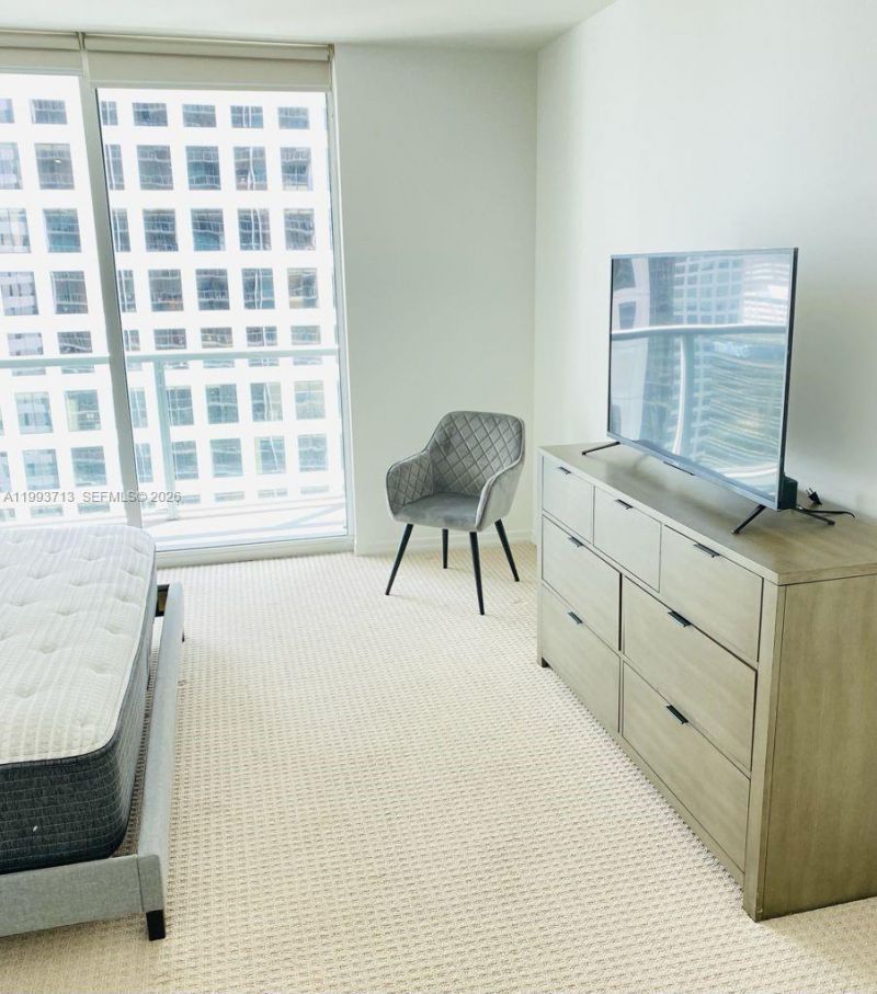 500 Brickell Ave, Unit 2708, Miami, FL 33131 Photo