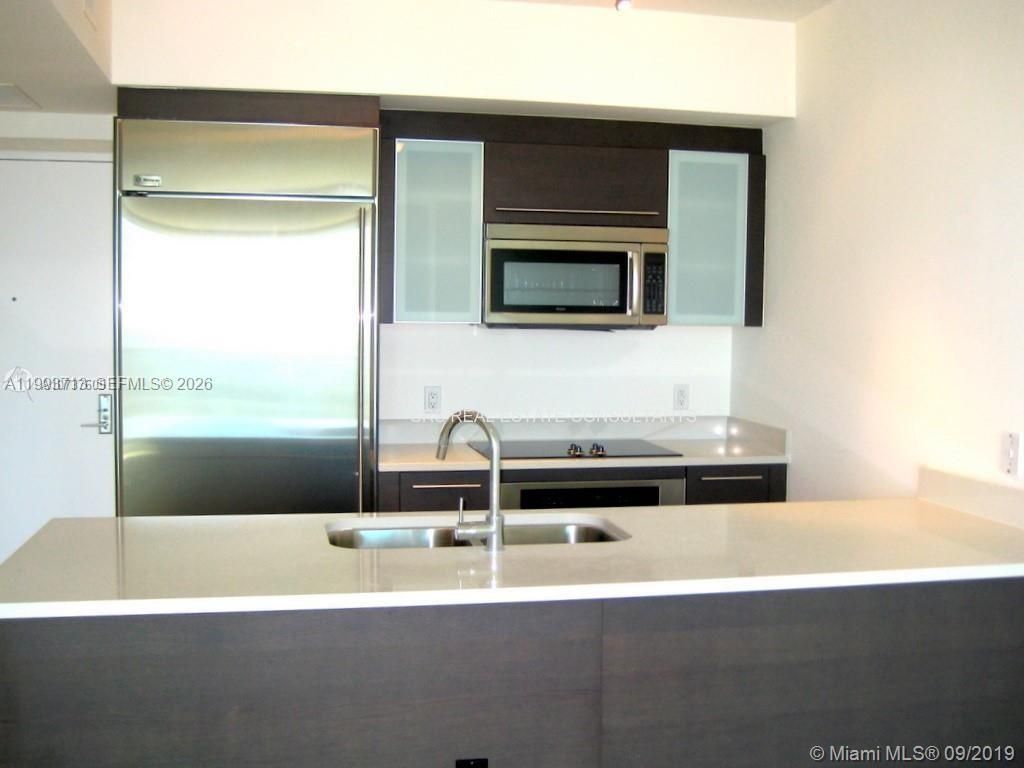 500 Brickell Ave, Unit 2708, Miami, FL 33131 Photo