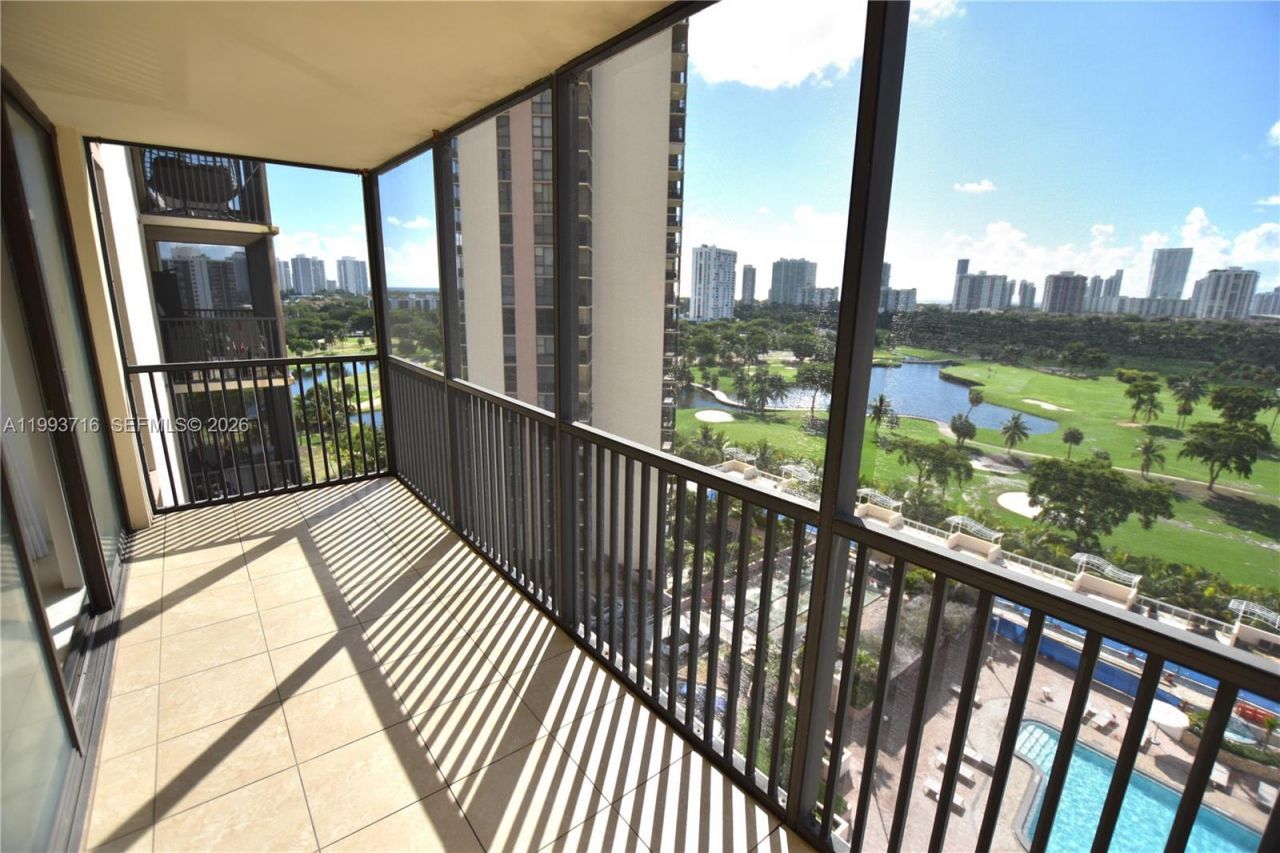 20301 W Country Club Dr , Unit 1425, Aventura, FL 33180 Photo
