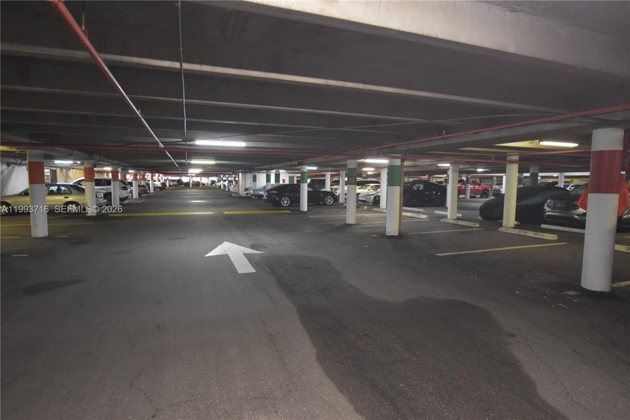 20301 W Country Club Dr , Unit 1425, Aventura, FL 33180 Photo