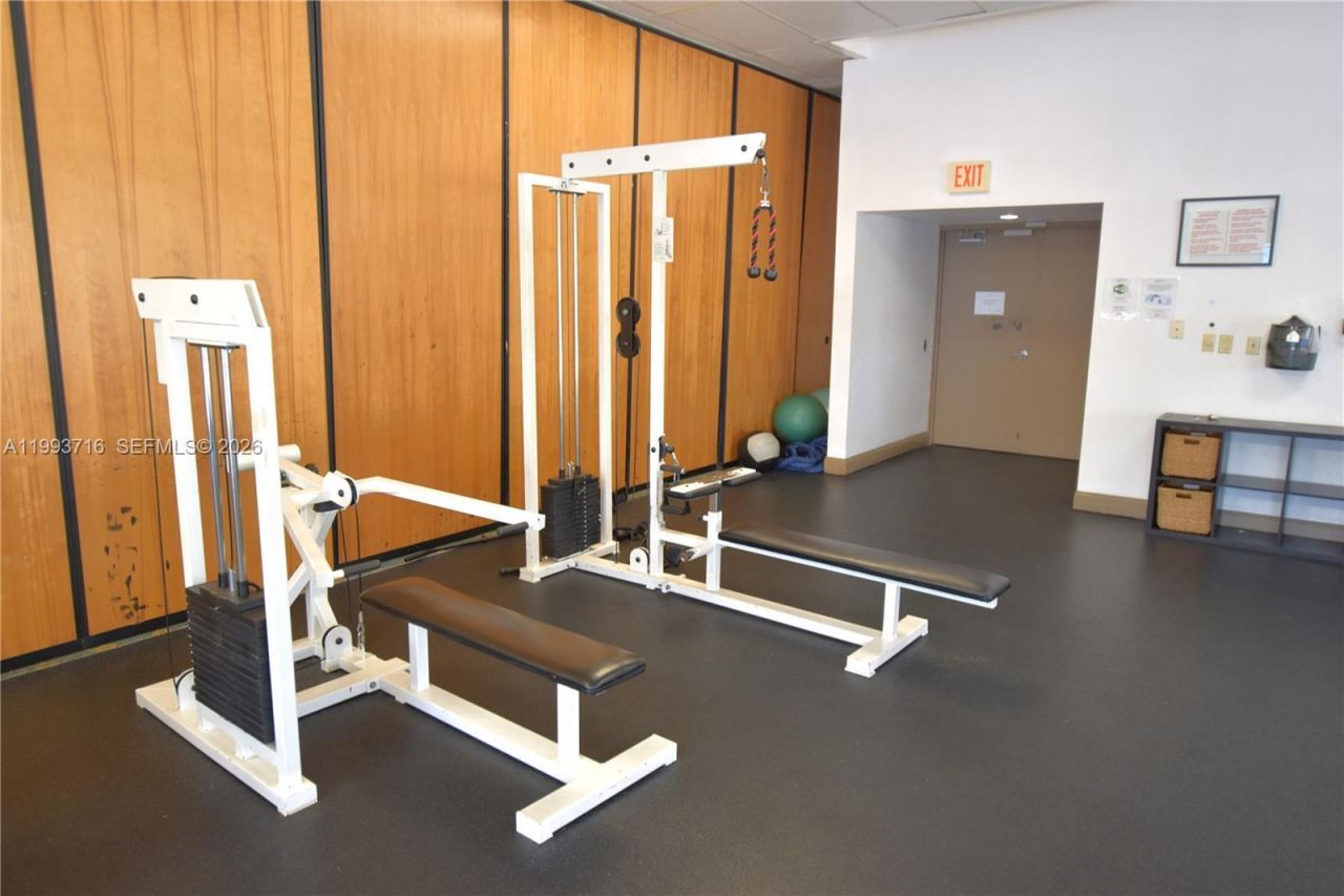 20301 W Country Club Dr , Unit 1425, Aventura, FL 33180 Photo