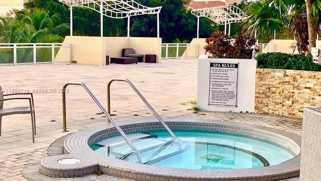 20301 W Country Club Dr , Unit 1425, Aventura, FL 33180 Photo