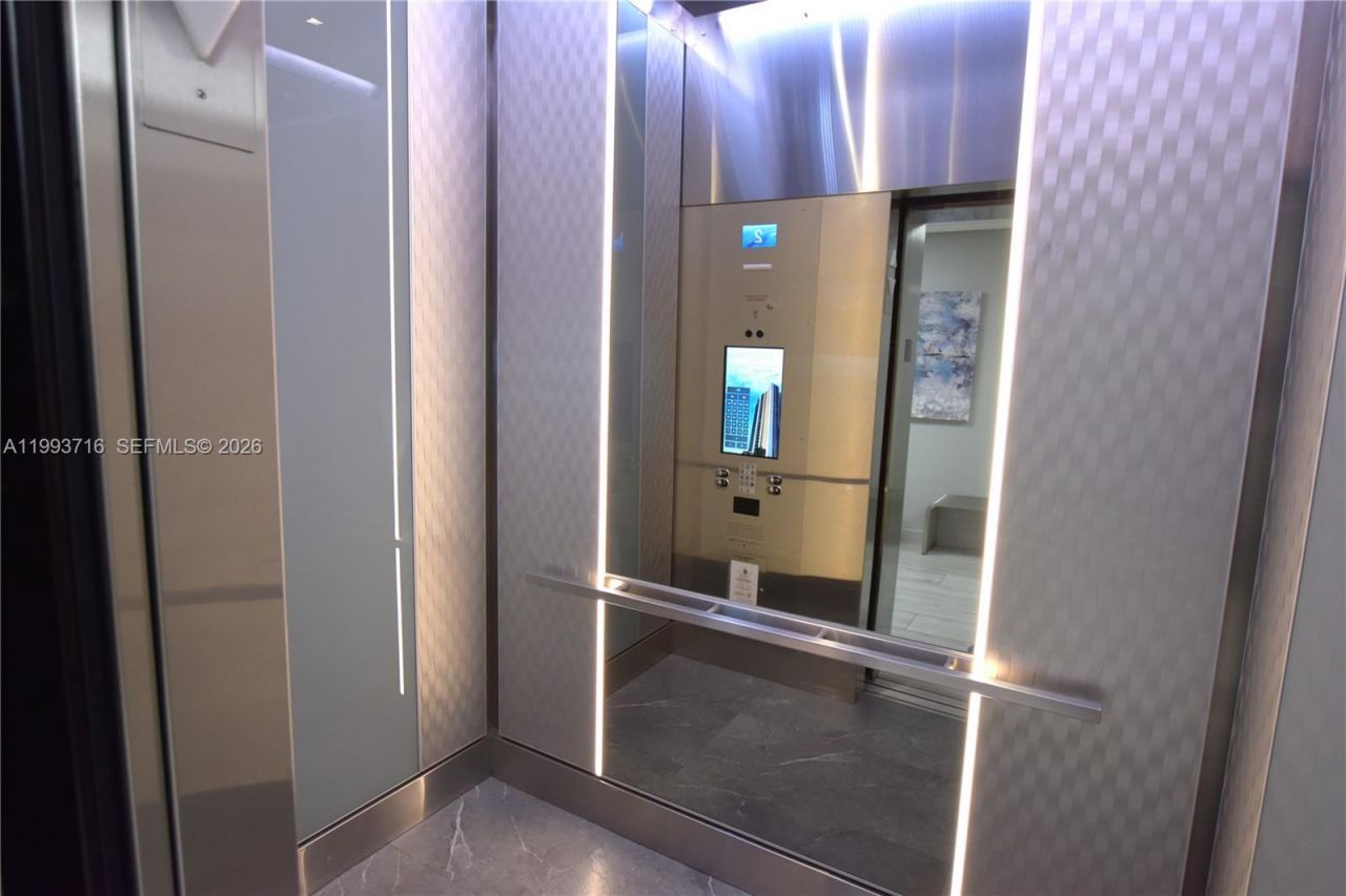 20301 W Country Club Dr , Unit 1425, Aventura, FL 33180 Photo