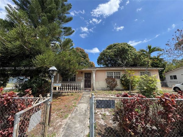 17981 NW 22nd Ct, Miami Gardens, FL 33056