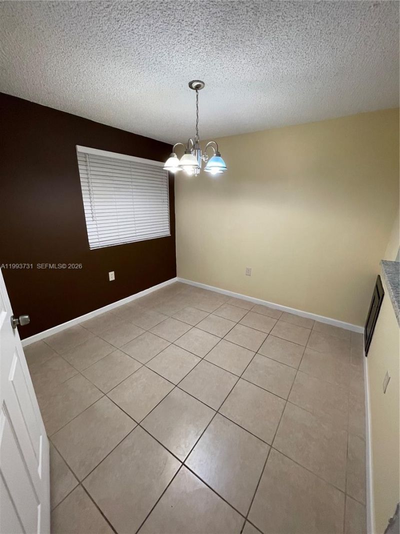 1204 Glenmoor Dr, Unit 1204, West Palm Beach, FL 33409 Photo