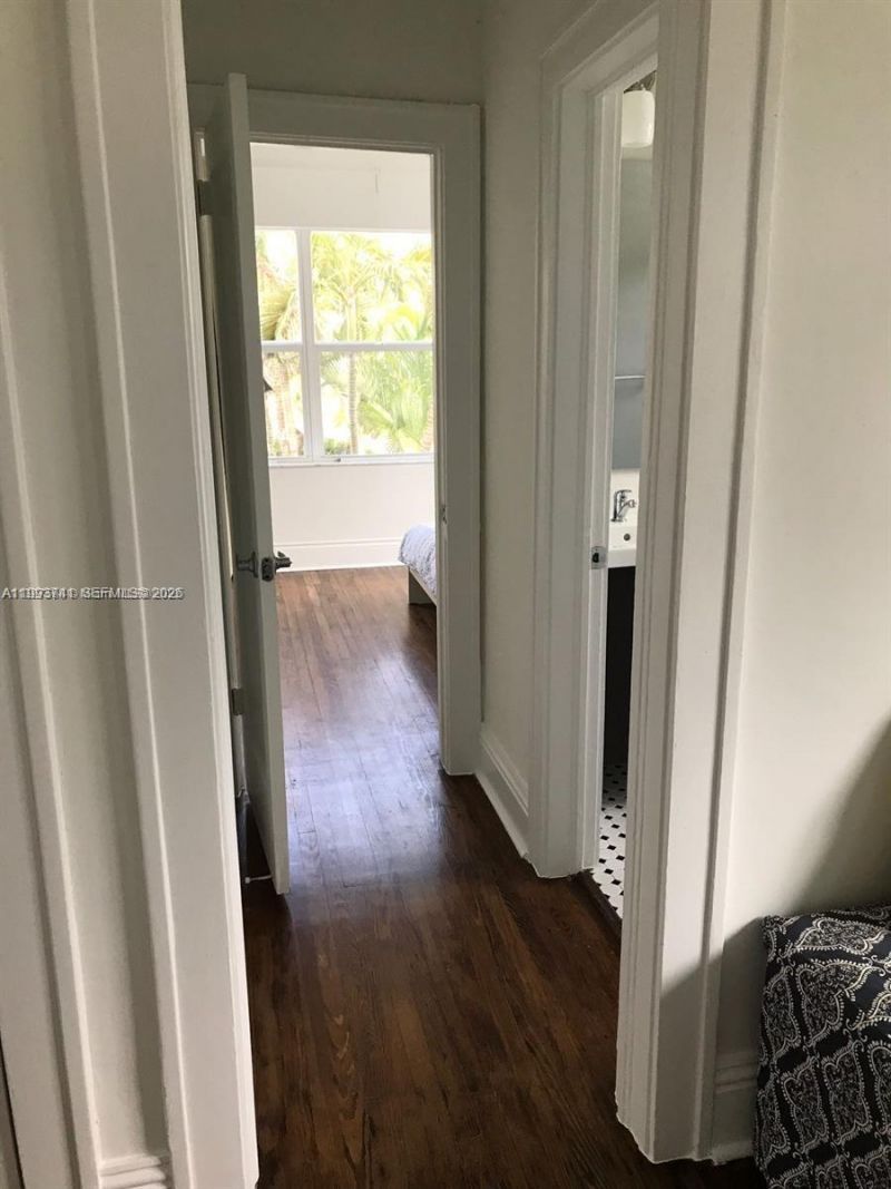 1618 Michigan Ave , Unit 22, Miami Beach, FL 33139 Photo