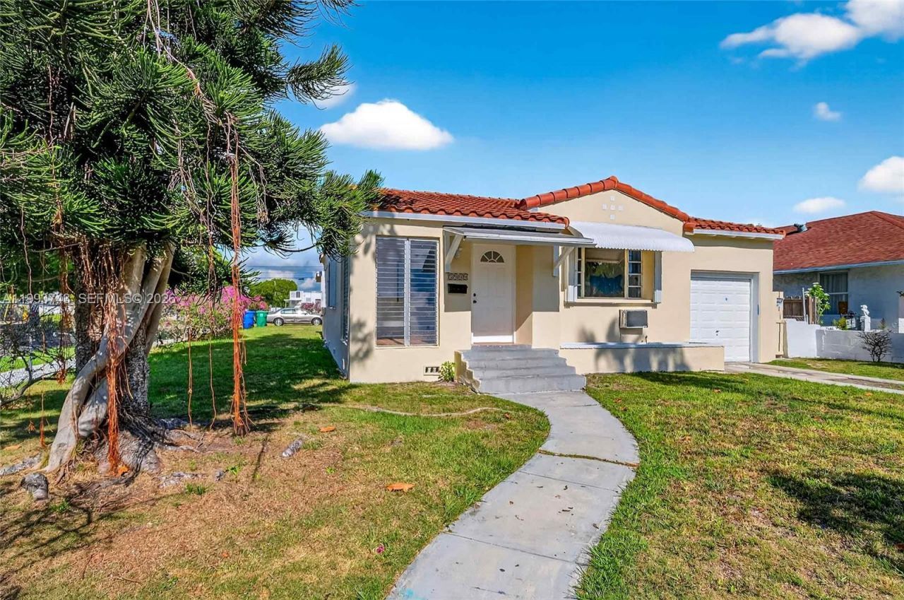 5900 NE 4th Ct , Miami, FL 33137 Photo