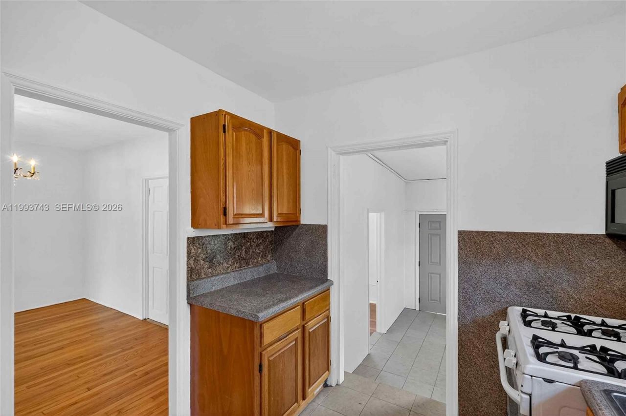 5900 NE 4th Ct , Miami, FL 33137 Photo