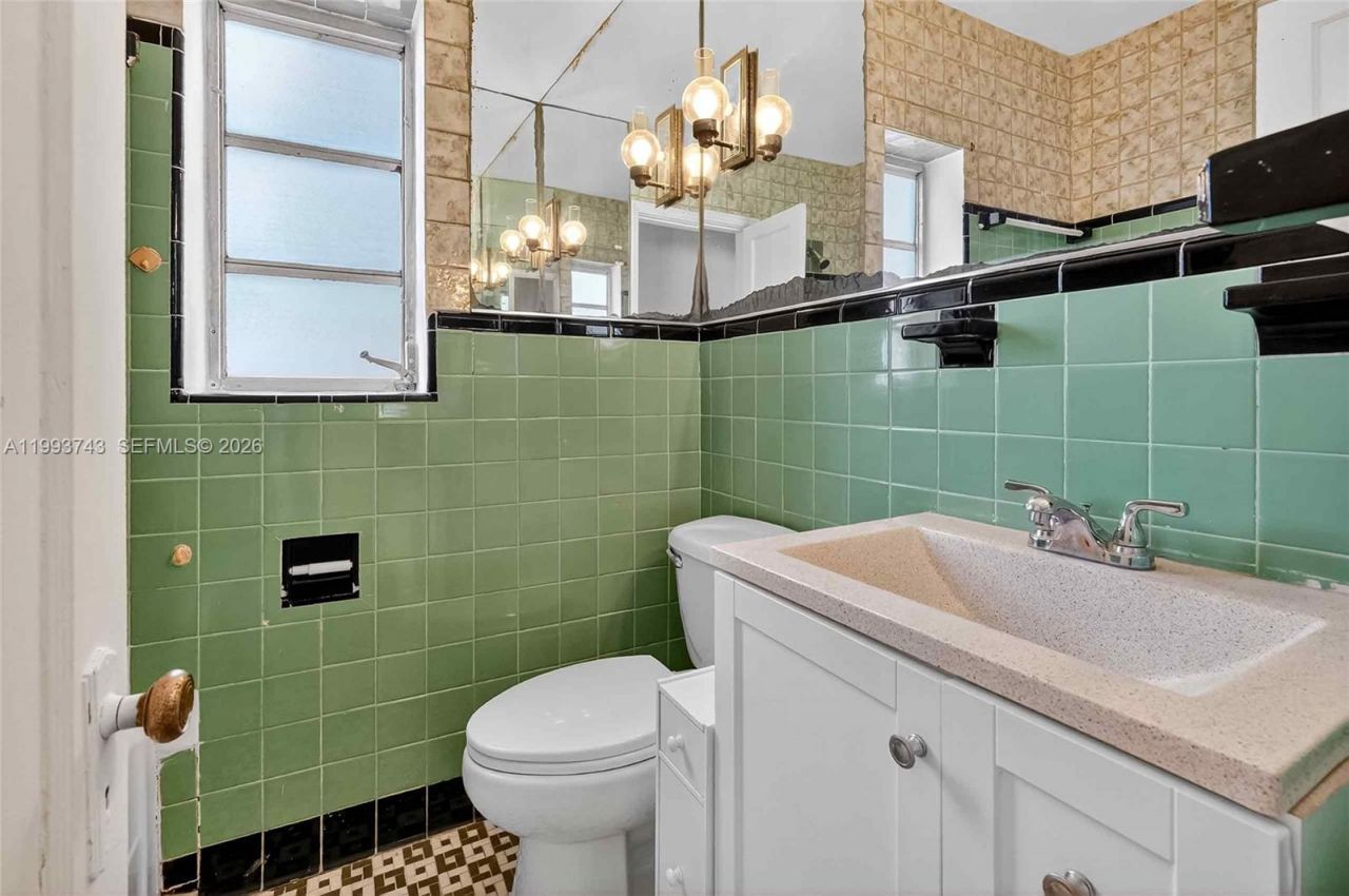 5900 NE 4th Ct , Miami, FL 33137 Photo