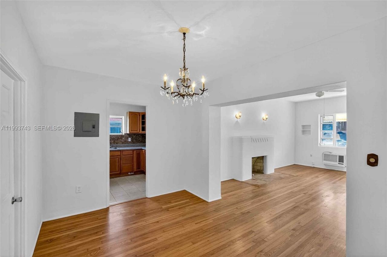 5900 NE 4th Ct , Miami, FL 33137 Photo