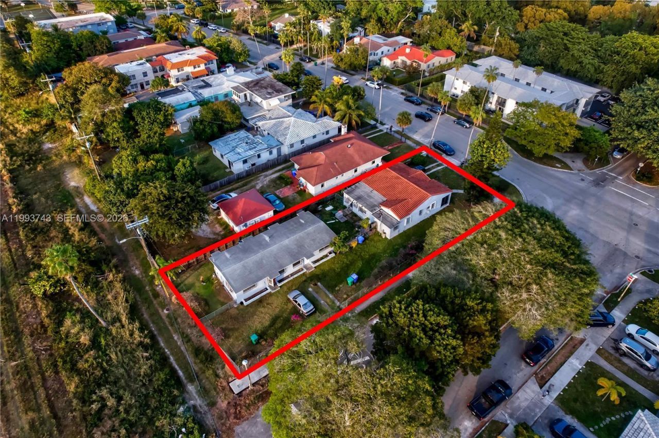 5900 NE 4th Ct , Miami, FL 33137 Photo