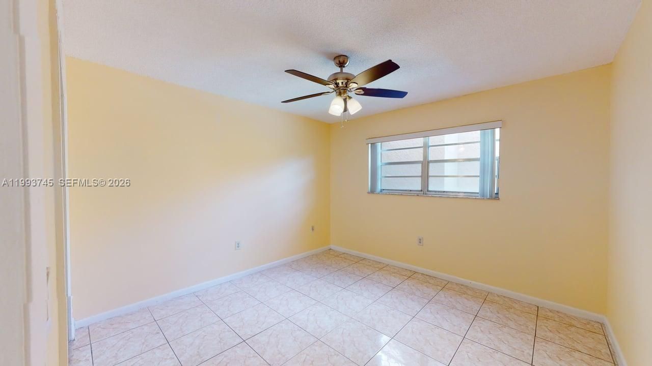 1955 NE 135th St , Unit 301, North Miami, FL 33181 Photo