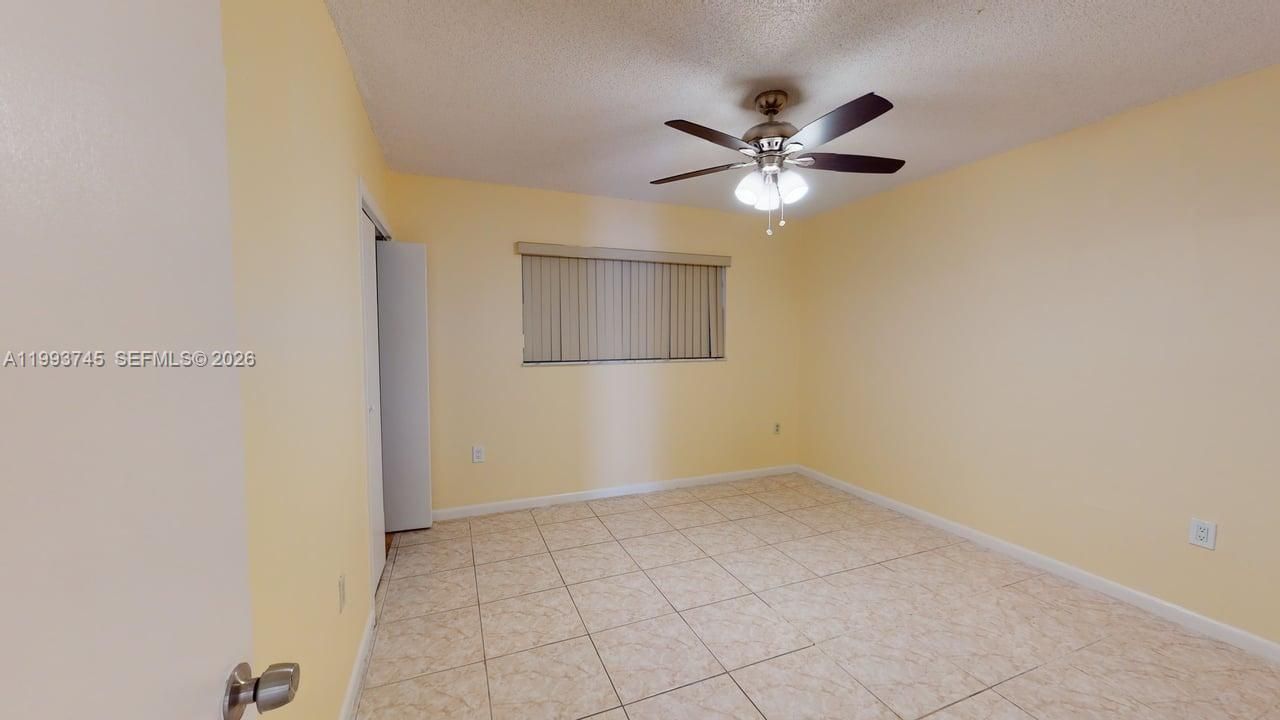 1955 NE 135th St , Unit 301, North Miami, FL 33181 Photo