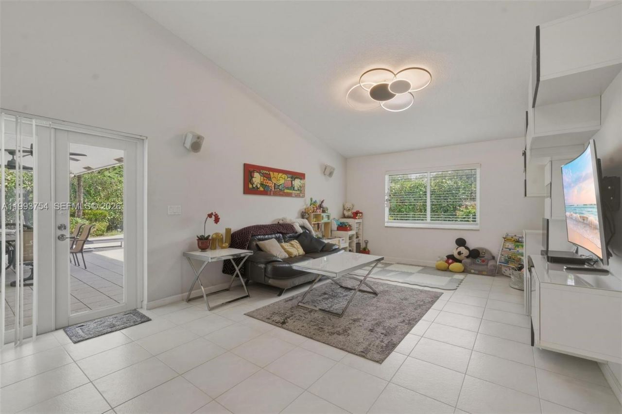 1510 SW 96th Ter , Davie, FL 33324 Photo