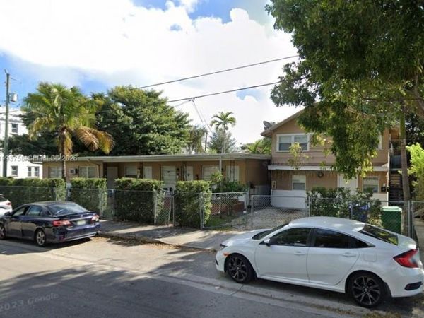 640 SW 5th St , Unit 1, Miami, FL 33130