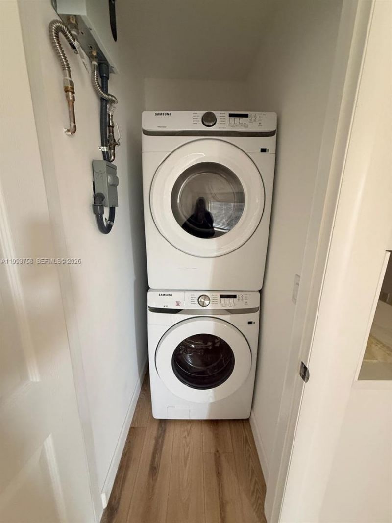 640 SW 5th St , Unit 1, Miami, FL 33130 Photo